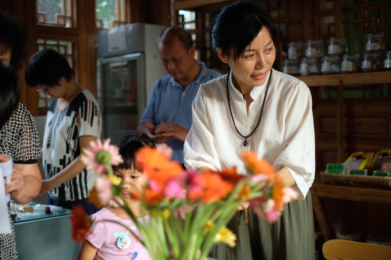Nirvana Organic Farm Inn Yangshuo Eksteriør bilde