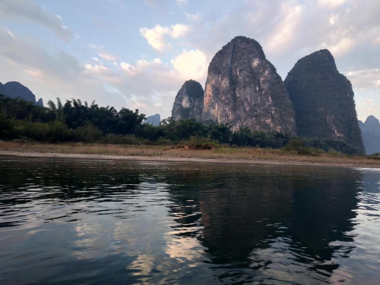 Nirvana Organic Farm Inn Yangshuo Eksteriør bilde