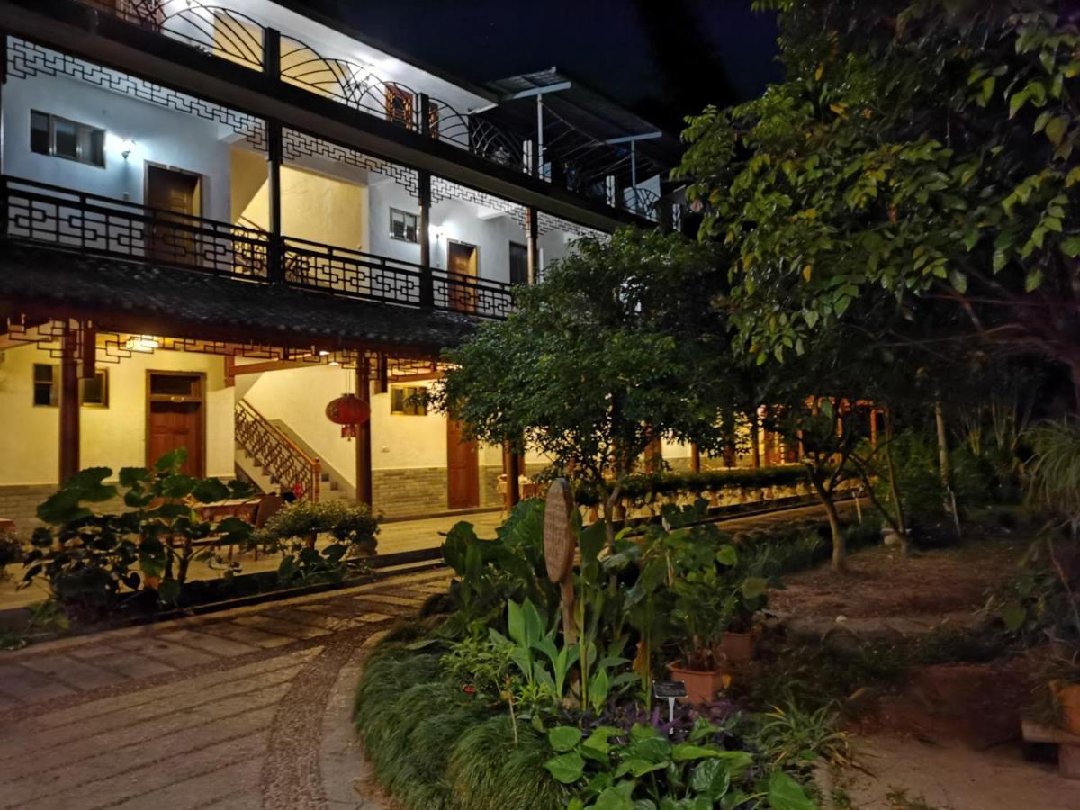 Nirvana Organic Farm Inn Yangshuo Eksteriør bilde